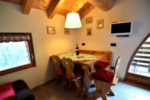 Tradizionecasa_solee_caterina_casa_vacanze_madesimo_11