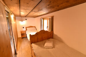 tga_franzestg_riom_savognin_holiday_house_23_family_room_LOW